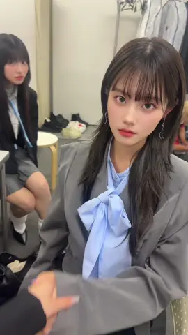 これはなんですか？ #写り込み界隈#全員しらこいのやめれる？#どんどん増えてきた最後の見込まれててしぬ #みんな可愛い#のあちゃんは撮影なうでした🙇 @平松想乃 @向井 怜衣 @古園井 寧々(こぞのい ねね) 