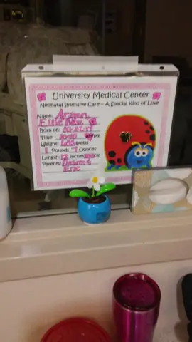 #preemie #nicuawarenessmonth #nicubaby #nicumom #miraclebaby 