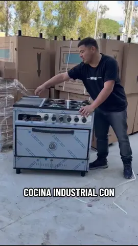 COCINA INDUSTRIAL CON PLANCHA #sofjdistribuidora #ventapormayor #enviosalinterior #wsp1166903834 