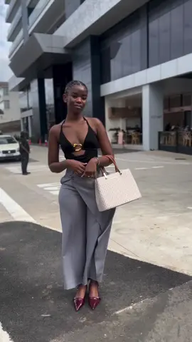 ❤️🤍❤️#business#weekend#bag#goal#look 