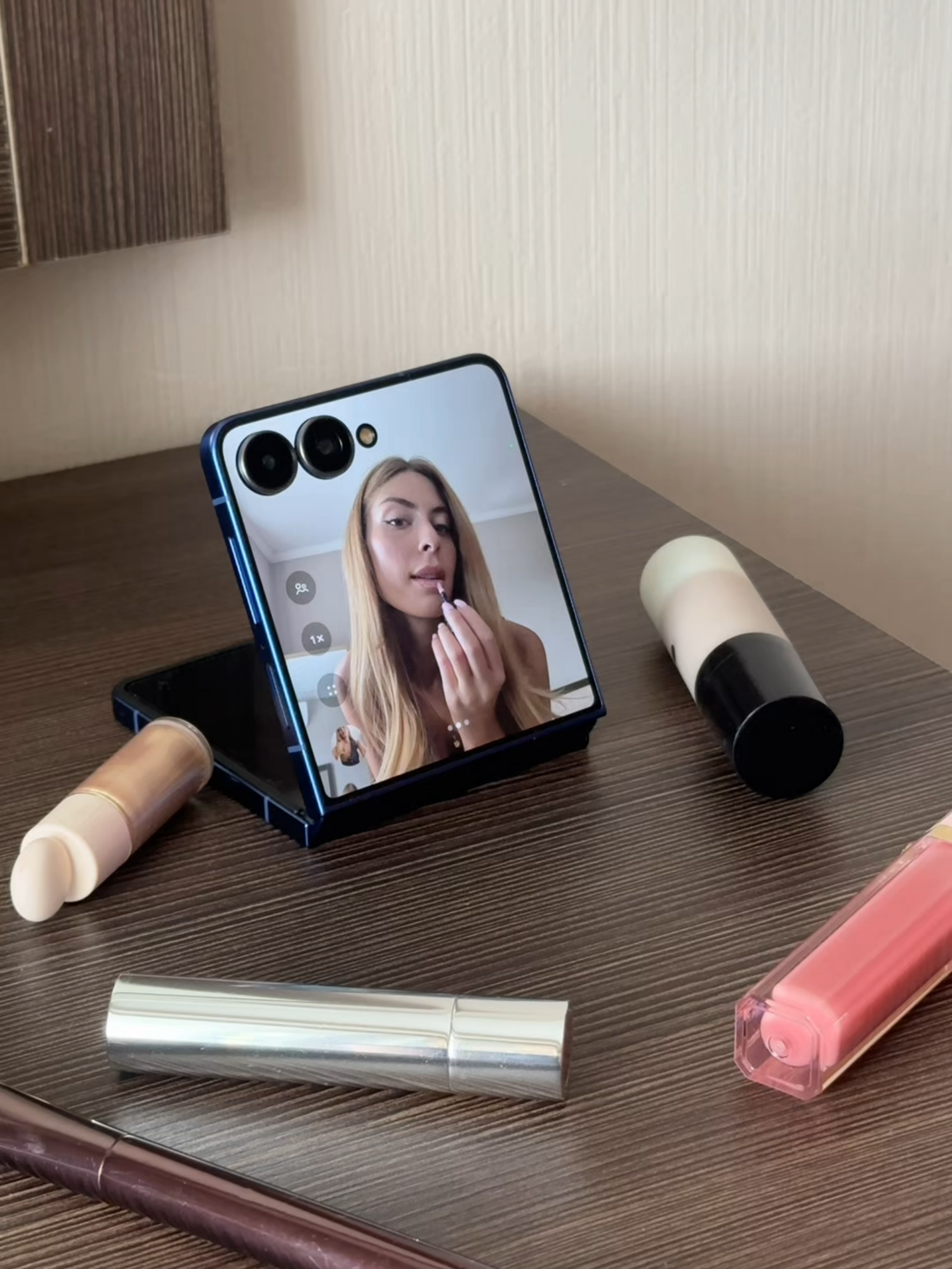 @mariam_sadzaglishvili #Galaxy #ZFlip7 #FlexCam