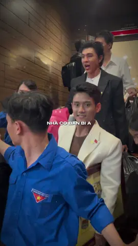 Tránh đường cho 3 trai đẹp đi qua 🫣 #STEVENNGUYEN, #ĐINHKHANG, #DONHATHOANG, #MUADO