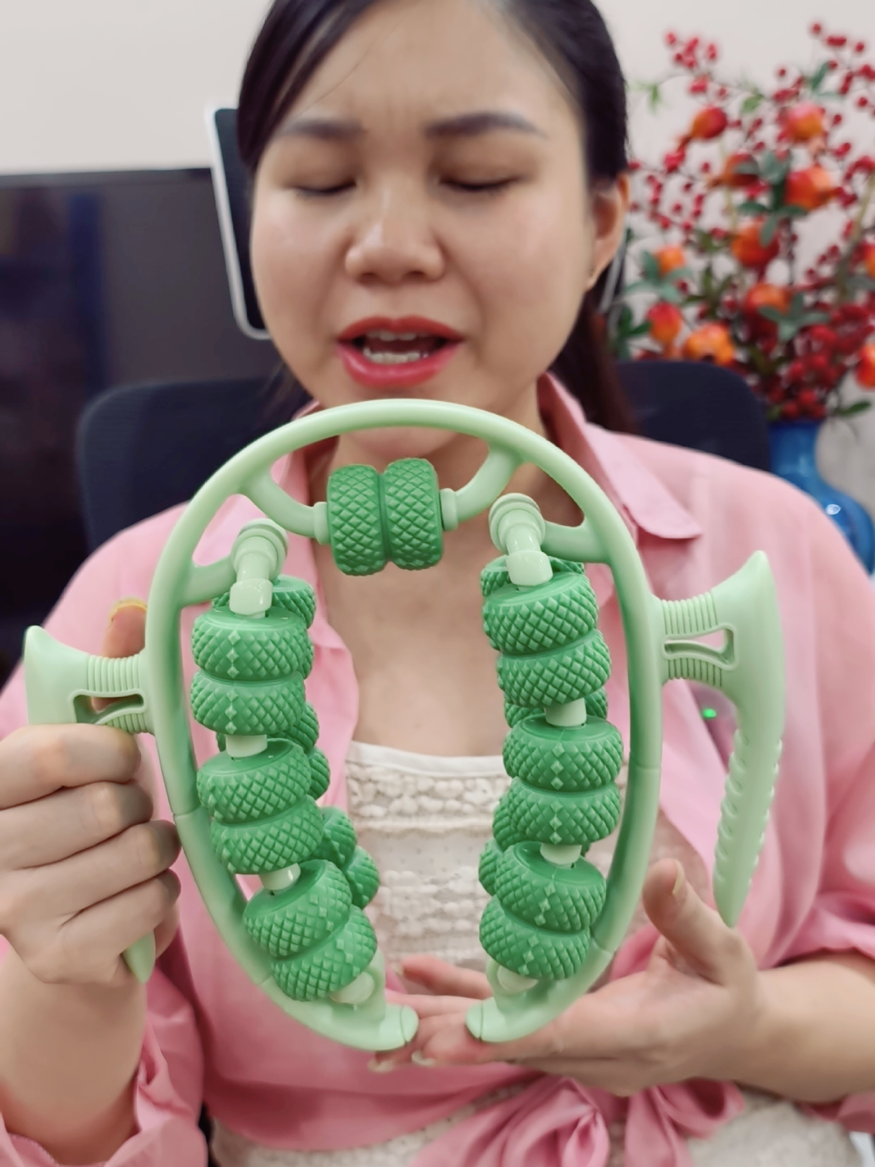 Con Lăn 360° Massage Giãn Cơ – Dụng cụ massage thư giãn cơ bắp #conlanmassage #dungcumassage #chamsocsuckhoe #gocvanphongcuatien 