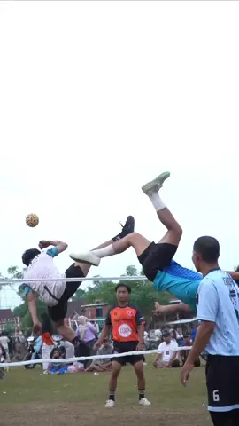 Freestyle sepak takraw #fyppppppppppppppppppppppp #rollspiketakraw💫 #sepaktakrawindonesia #slowmotion 