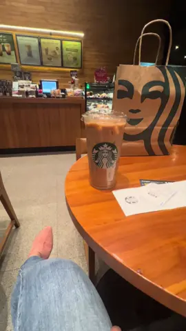 Today with you epoy 🥰☕️☕️☕️☕️#ngopisantuy #mampirberanda #sejenaksaja #starbukscoffee 