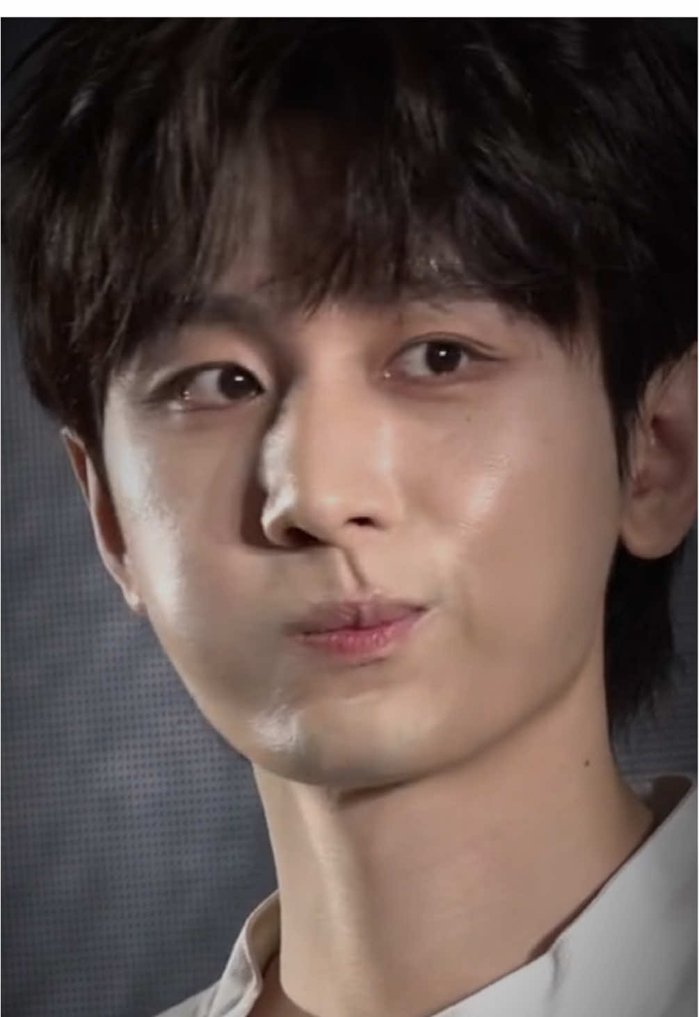 Một chiếc FANCAM thường cận mặt Kỳ Kỳ. Chân thực nhưng anh ấy vẫn rất đẹp. #phosonhai #thanhnghi #ChengYi #成毅 #saohoangu 