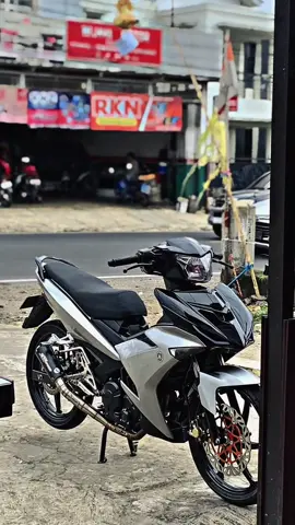 penting tampil dulu🤪🙏#promoseruweekend #tren #fypシ #mxking150 #emek #mxkingsolostyle #soundviral 