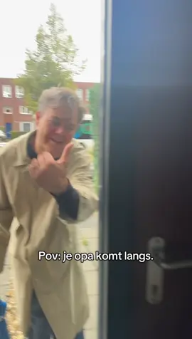 Ze geven je altijd random geld. 😭