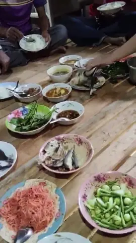 จัดแล้วหล่าว กินแล้วหล่าว#เด็กเกาะลันตา 