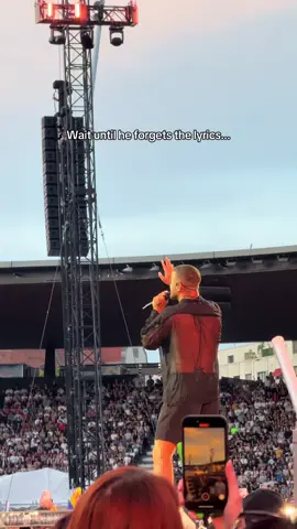 Couldn’t leave this one in my drafts  #imaginedragons #loomtour #zurich #switzerland #letzigrund 