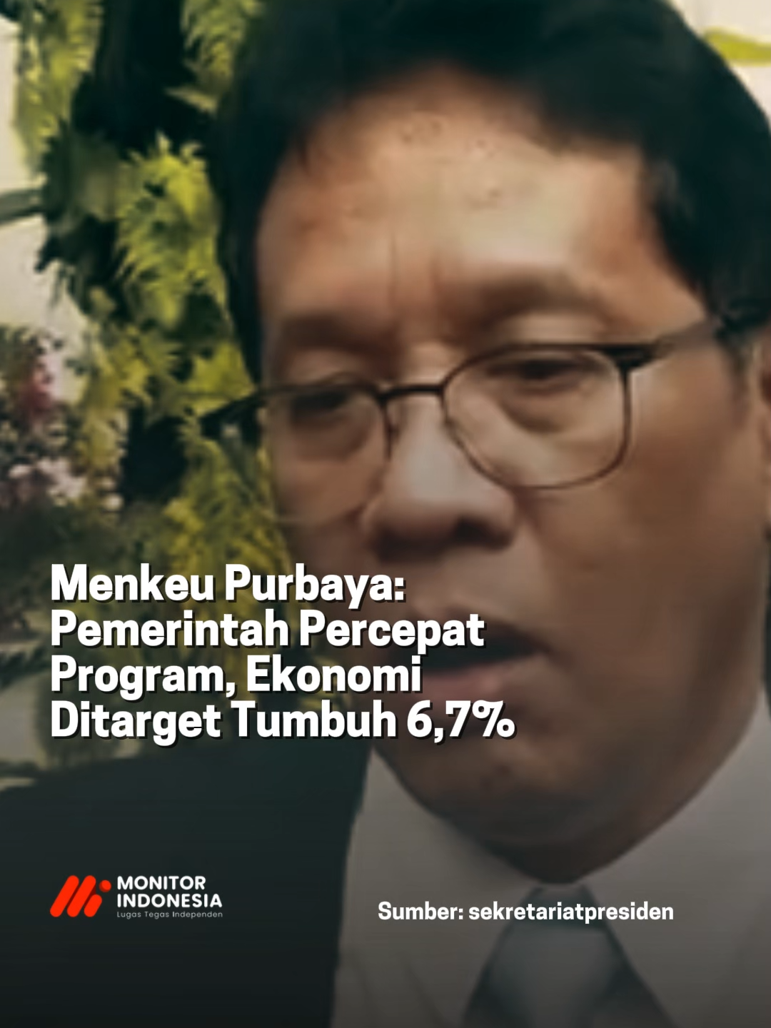 Menteri Keuangan Purbaya Yudhi Sadewa menegaskan pemerintah berkomitmen mempercepat program pembangunan usai rapat terbatas yang dipimpin Presiden Prabowo. Ia memastikan defisit fiskal tetap di bawah 3 persen sesuai undang-undang serta optimistis pertumbuhan ekonomi Indonesia bisa mencapai 6,5–6,7 persen. Purbaya juga menekankan pentingnya percepatan penciptaan lapangan kerja dan sinergi kebijakan fiskal-moneter. #PurbayaYudhiSadewa #Menkeu #EkonomiIndonesia #PertumbuhanEkonomi #Fiskal #APBN  #KabinetMerahPutih