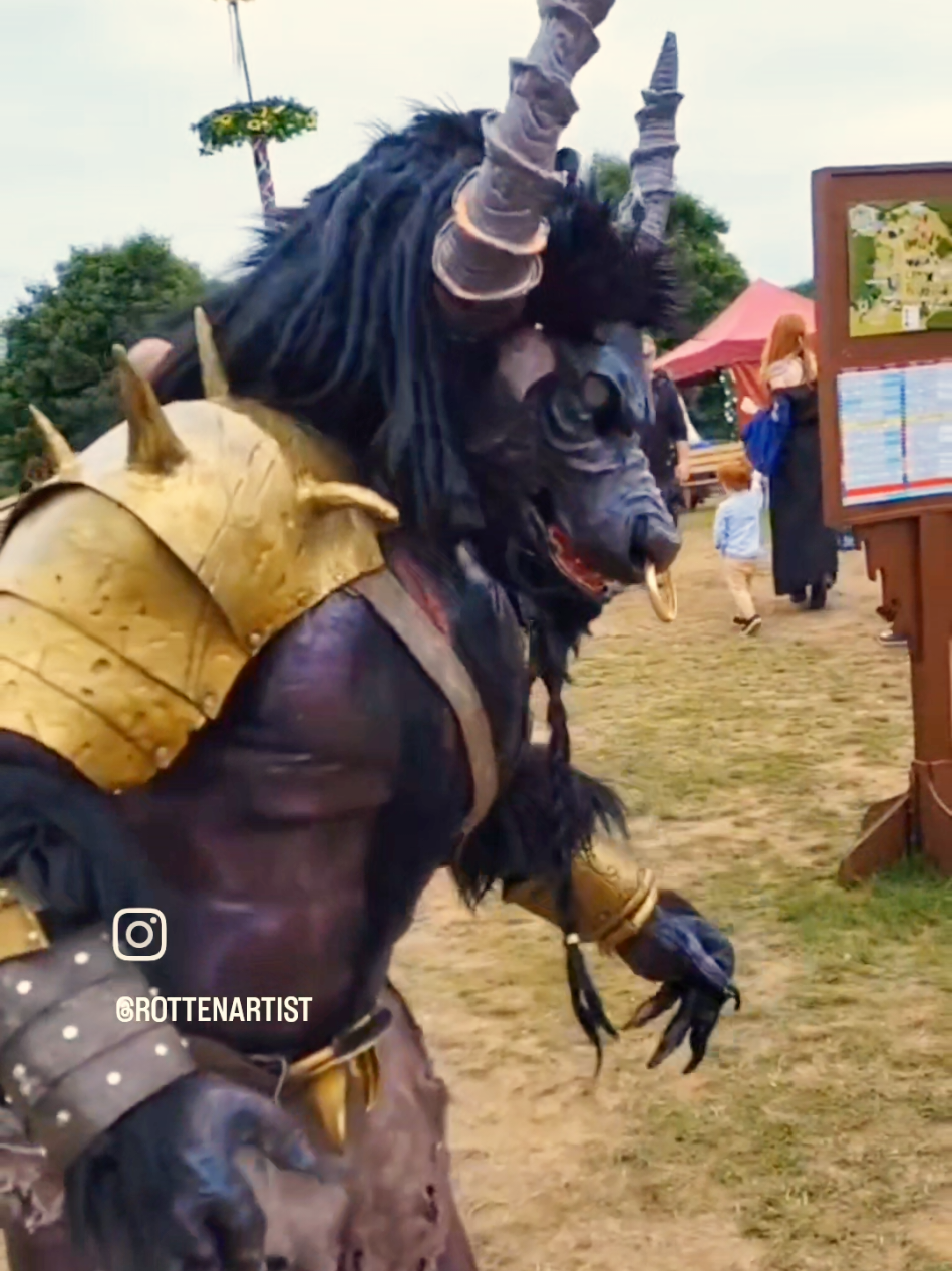 I'm glad this bullfight didn't end in the traditional manner. Know that every time I put my head down to charge, I had to seriously fight the instinct to make horns with my fingers.  RenFaires are awesome.  @Dead by Daylight @Behaviour Interactive #deadbydaylight #minotaur #cosplay 