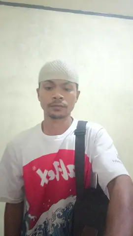 gelas yg retak🤭