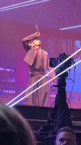 Poppin Chris Brown live phx az #breezybowl