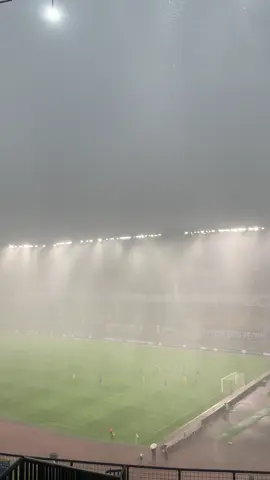 bandung rain🥀 #persibbandung #bobotoh #xybca #4u #fyp #perunggu 
