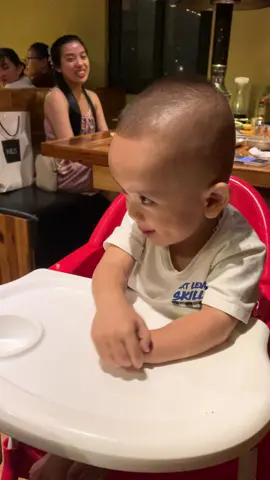 Màn tán gái siêu cute của zai nhà tui…
