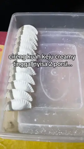 ya gimana kalo ga gini ga kebagian, tukang cireng juga mau makan cireng 😭😭🙏 #cirengisi  #cikumy #cireng #jajanviral #fyp 