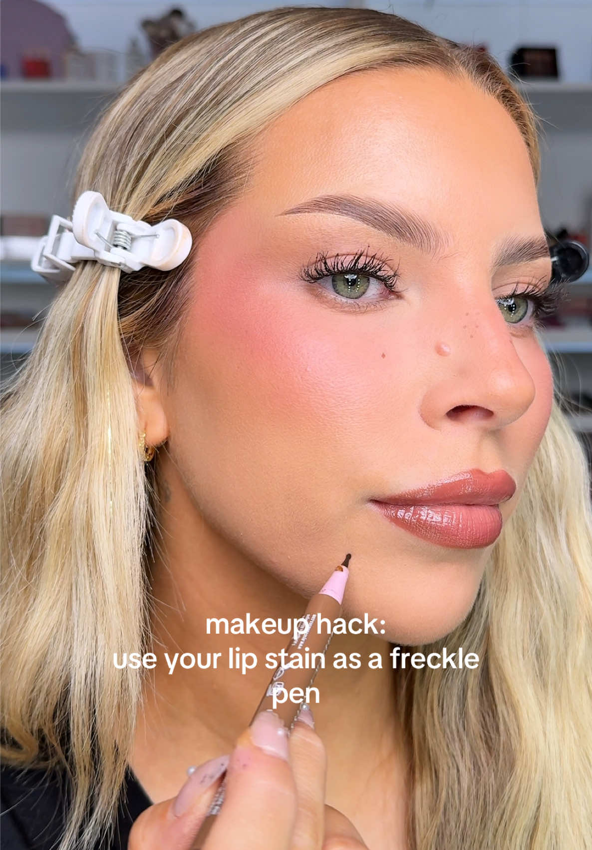 I think this is @NYX Professional Makeup’s sign to make freckle pens 😍 #makeup #makeuptipstiktok #makeuphacks #nyx #lipstain 