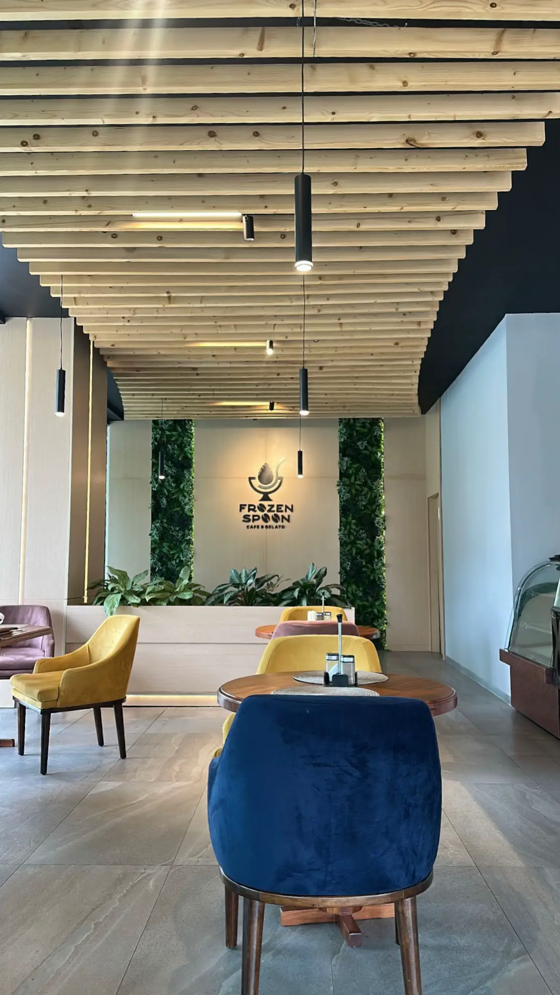 #fyp #FoodTok #aesthetic #restaurant #newlocation  @Frozenspoon 