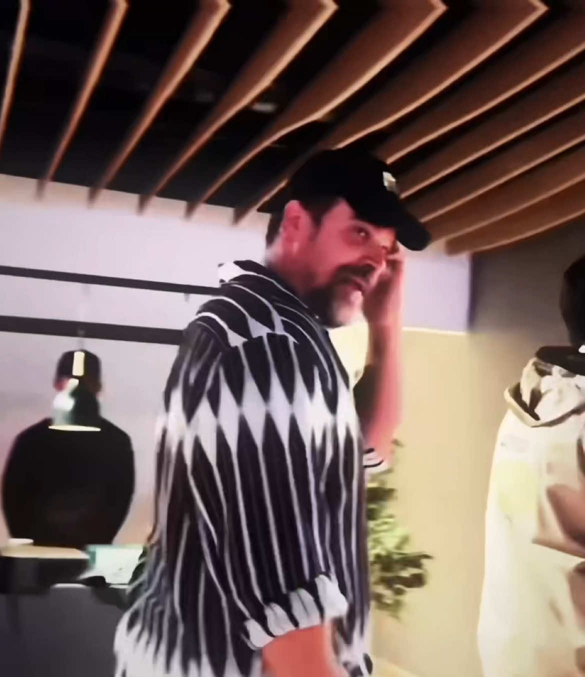 He’s got those moves yuhhhh #davidharbour #davidharbouredit #fyp #vsp 