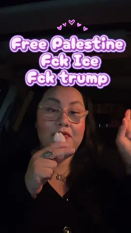 TGIF 🌝😘 #tgif #friday #chitchat #worklife #weekend 