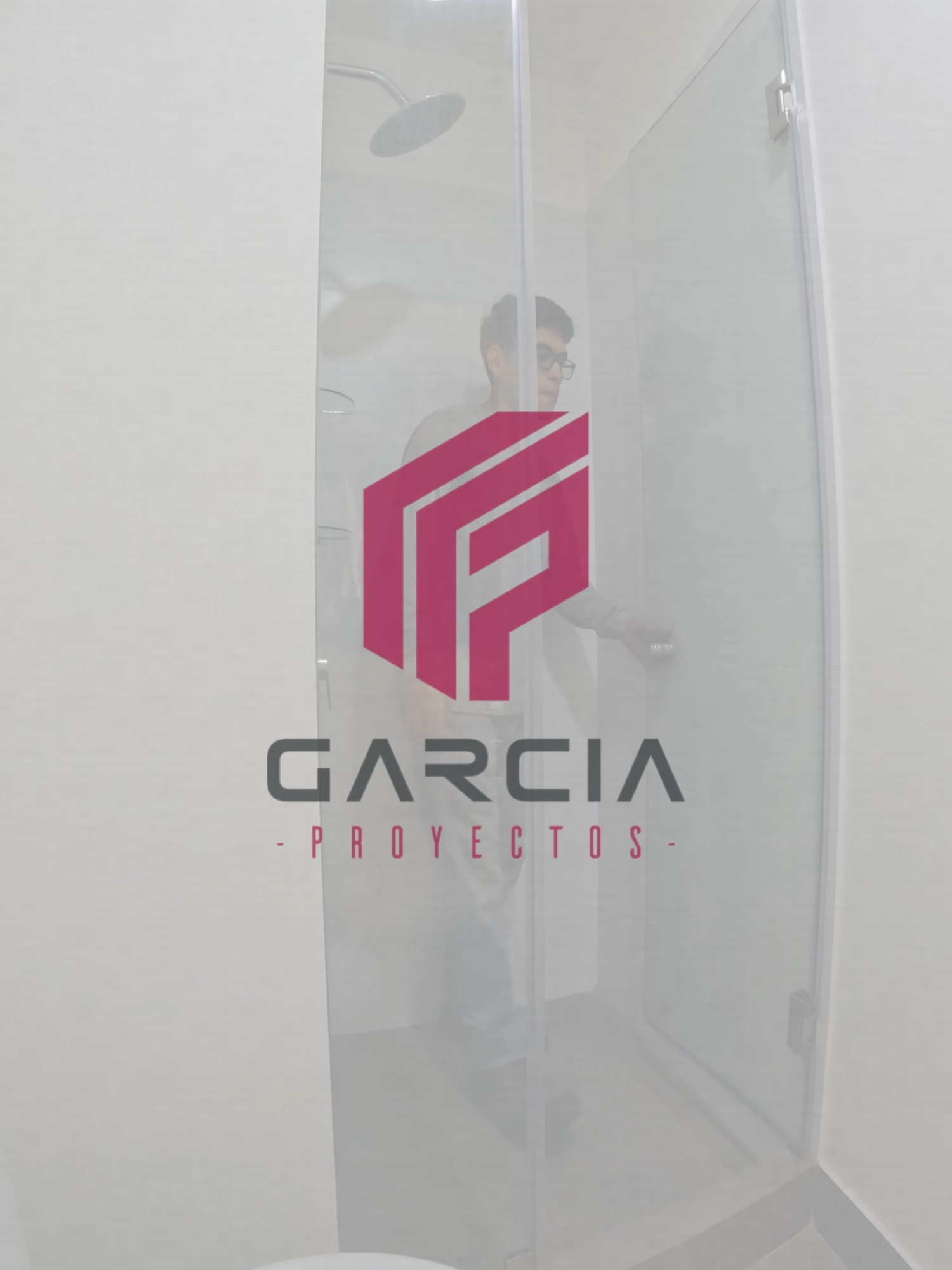 🚪 Dale a tu baño un estilo único con nuestra Puerta de Ducha Euro Batiente. Un diseño práctico, resistente y elegante que aporta comodidad, durabilidad y sofisticación a tu espacio. 📞 Contáctanos hoy mismo al 925 617 627 para tu cotización sin compromiso y convierte tu baño en un lugar de confort y estilo. #PuertaDeDucha #EuroBatiente #Vidriería #BañosModernos #VidriosPerú #remodelacion #PuertasDeVidrio #renuevatubaño #DecoracionBaños #DiseñoDeInteriores