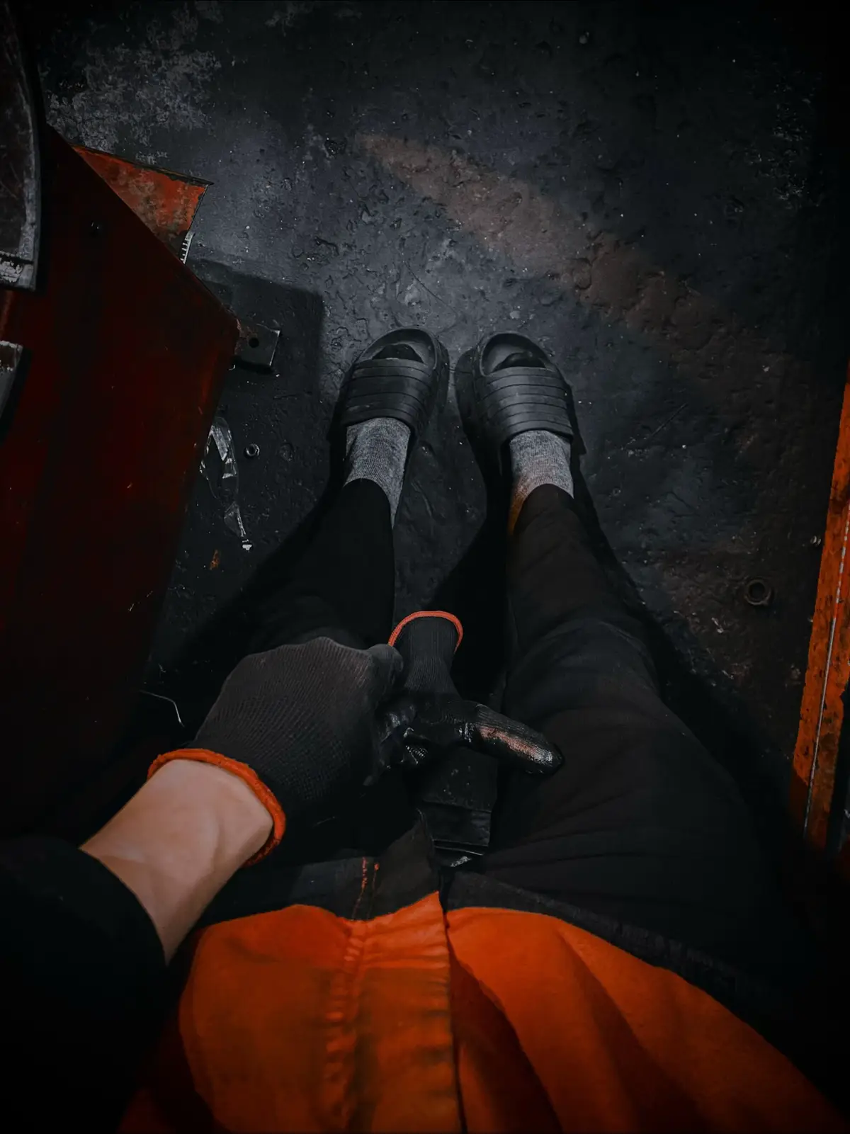 Tuổi nào mà chả khó khăn..