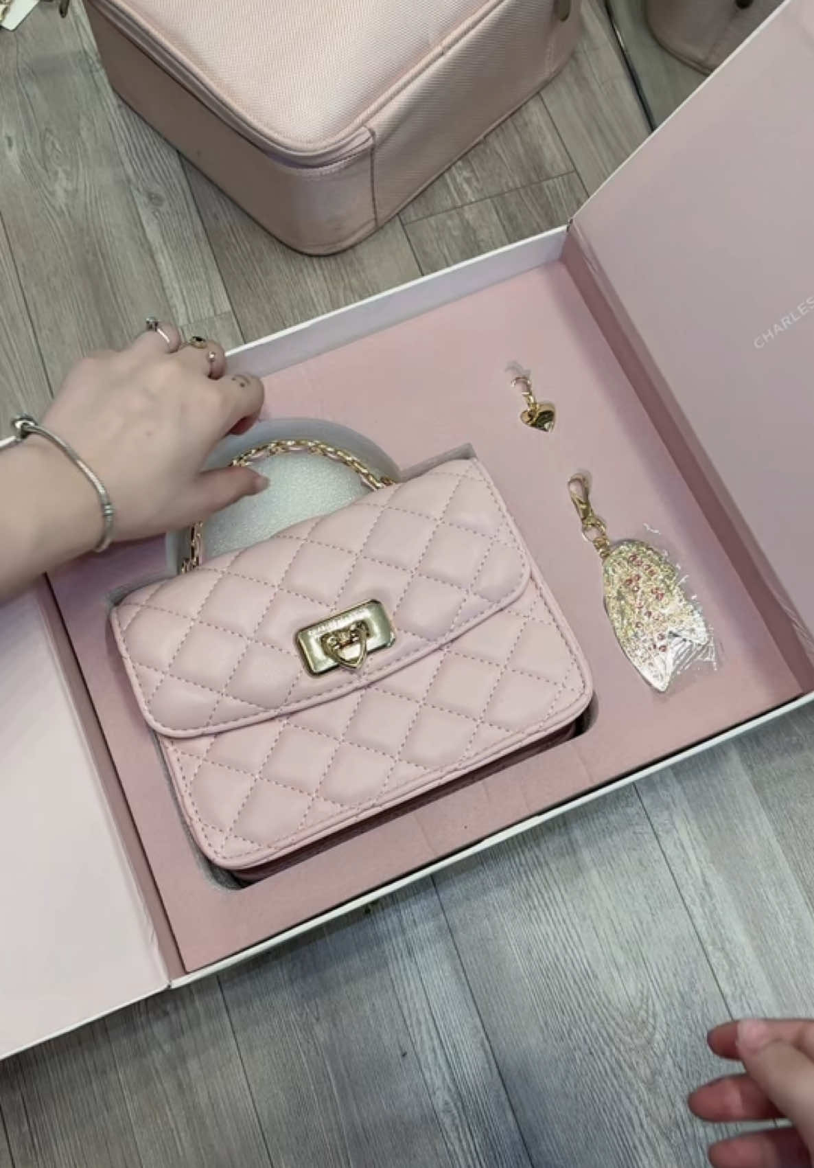 +1 ẻm túiii màu pinkk siu xinkk #xhhhhhhhhhhhhhhhhhhhhhhh #unboxing 