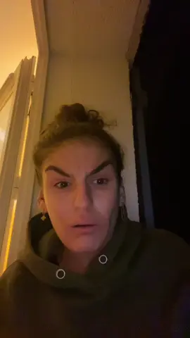 QUI CONNAÎT UN LABORATOIRE RÉTRÉCISSANT ? QU’EST CE QUE JE RÉPONDS ?? #messagebizarre #wtf #sauvonsbenji 