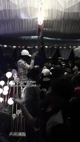 Tình yêu kết thục ta quay lại cuộc chơi….!👍🏻🤡 @Q 🤡 #nopstop #xuhuong #xuhulngtiktok #uocduoclenxuhuong 