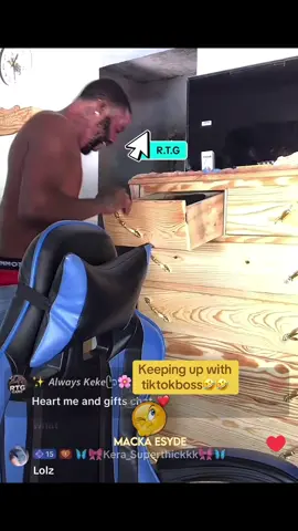 #foryoupage #tiktoklive #fyp #trendingvideo #fypシ゚ #tiktokboss 