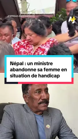 Au Népal, la vidéo de la femme en situation de handicap d’un ancien ministre abandonnée chez elle et secourue par des manifestants fait le tour des réseaux sociaux. #ajplusfrançais #nepal #ministre #manifestation #fuite 