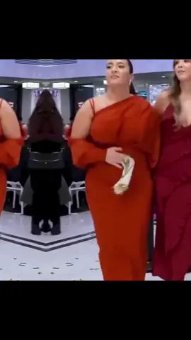 Düğün Havasının Güzelleri..#magazin #düğün #dans #oryantal #oyunhavası 