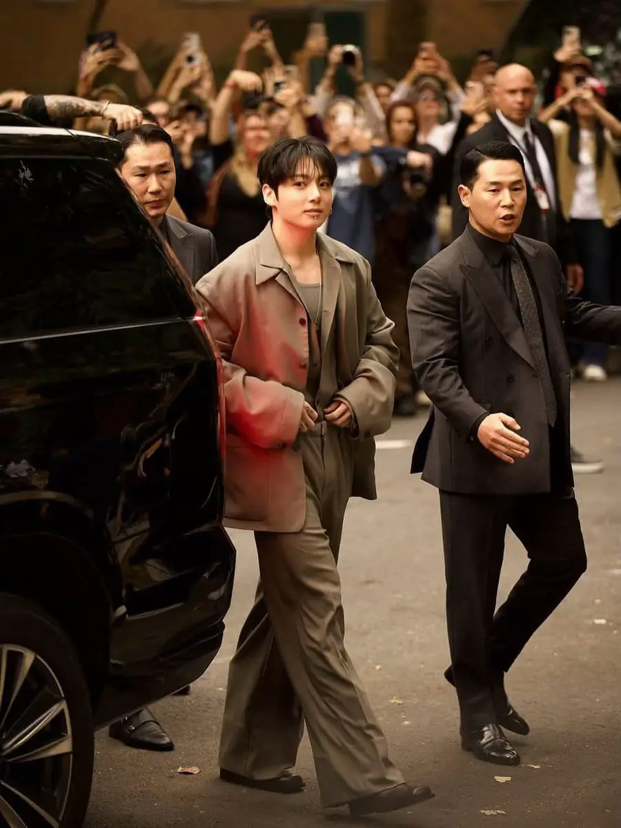 THE KING THE MAIN EVENT JEON JUNGKOOK 🐰 #BTS #JUNGKOOKxCALVINKLEIN #JUNGKOOK #NYFW #JUNGKOOKFORCALVINKLEIN 