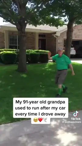 This is how we are running into the weekend🥳 Happy Friday from us at Speech Within Reach!  #cute #grandpa #sweet #speechwithinreach #happy 