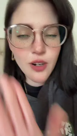 THIS IS JUST A THEORY. An interesting one, but unconfirmed. #news #politics #breakingnews 