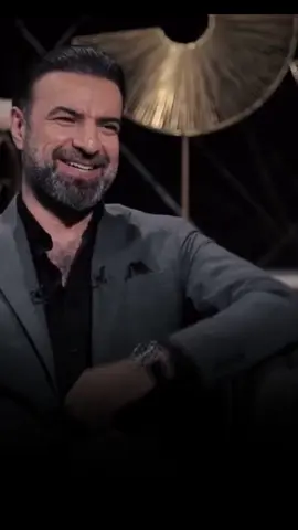 چانت غلطة مني وعاشرت عاگول واني الناس چانت تحلف بياسي ..! . . كل بيت بالقصيدة يمثل محطة من الحياة  وواقع الفترة الأخيرة  . . #الشاعر_حيدر_الشكري #شعر_شعبي #شعر #جديد 