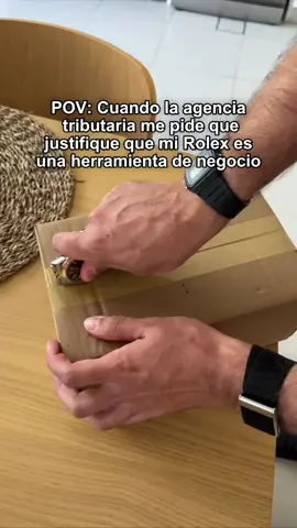 El Rolex forma parte de las herramienta de uso profesional... #negocios #emprender #dinero #meme 