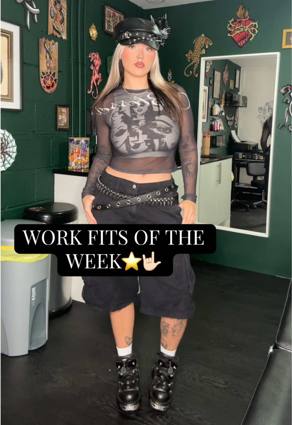 And YES !!! Work IS a fashion show !!!! 🕺🏻🕺🏻🕺🏻🕺🏻 #fitsoftheweek #tattooartist 