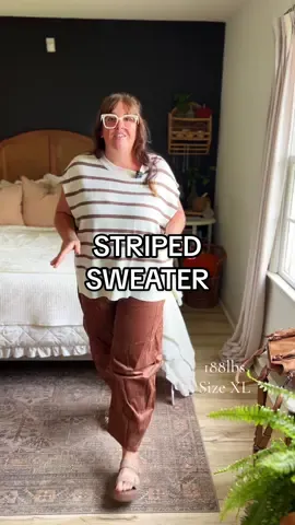 Cutest striped sweater #stripedsweater #sweater #fallfashion #falloutfit #midsizestyle 
