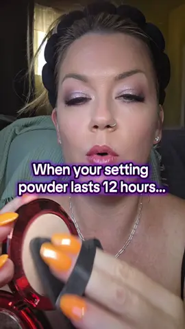 Not all powders are created equal 👏 This ONE/SIZE Bouclé Silk Finishing Powder is talc-free, airbrushed, and lasts 12 HOURS without looking cakey. @ONE SIZE BEAUTY  #ONESIZEBeauty #SettingPowder #TalcFreeMakeup #FlawlessFinish #kickstart 