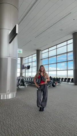 guess where i'm headedddd ✈️