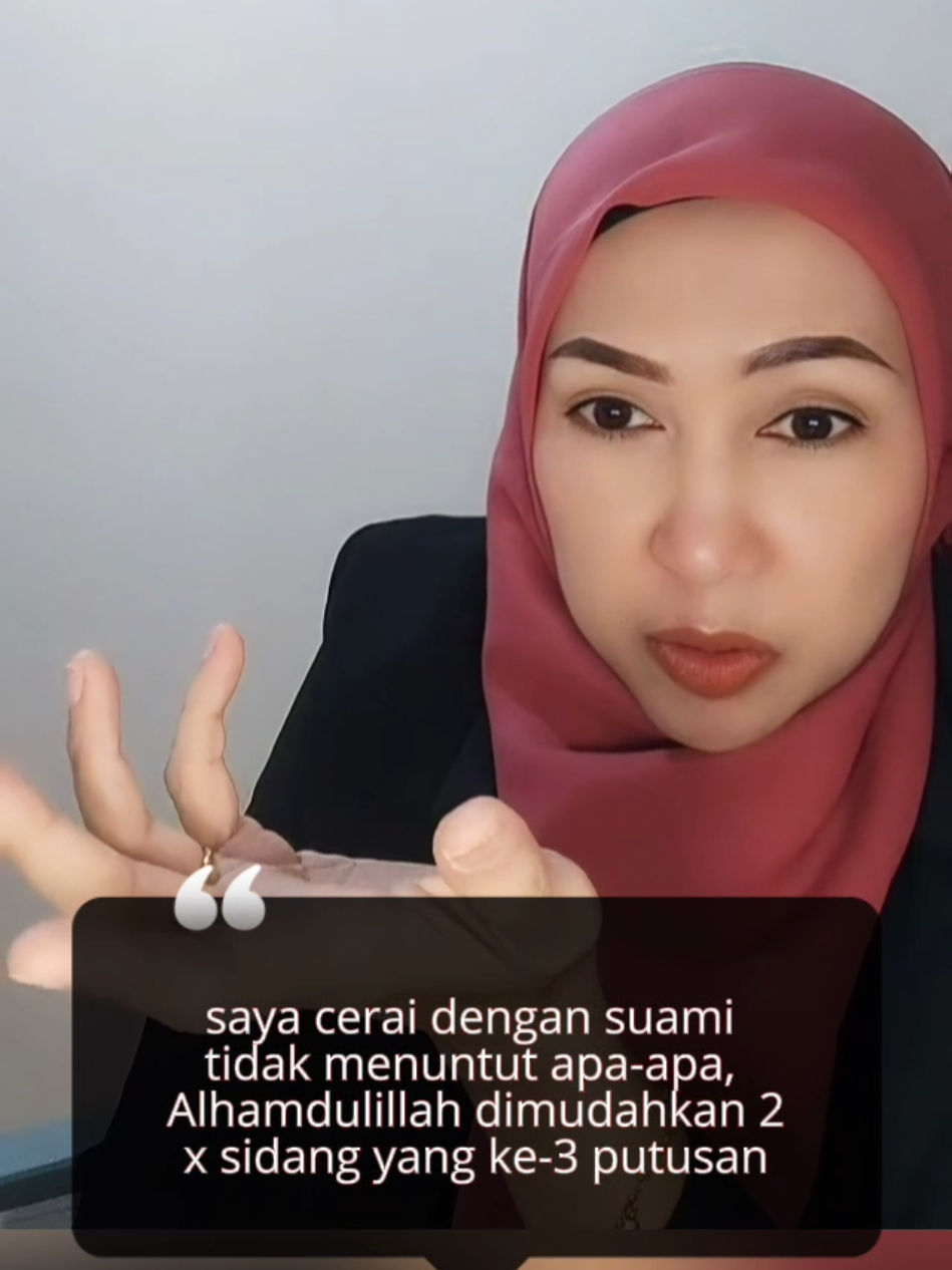 Kesimpulan yang bisa diambil adalah bahwa hanya perempuan yang sudah kebelet cerai saja yang merasa bersyukur apabila perceraian itu dimudahkan, dengan tidak memperdulikan lagi apapun yang menjadi haknya sebagai seorang istri, jika sudah seperti itu maka tidak ada alasan untuk menyalahkan pihak laki-laki apabila tidak menjalankan kewajiban-kewajibannya sebagai seorang suami terhadap istri yang diceraikan nya.  #perceraian #talak #edukasihukum #konsultasihukumonline #hukumkeluargaislam 