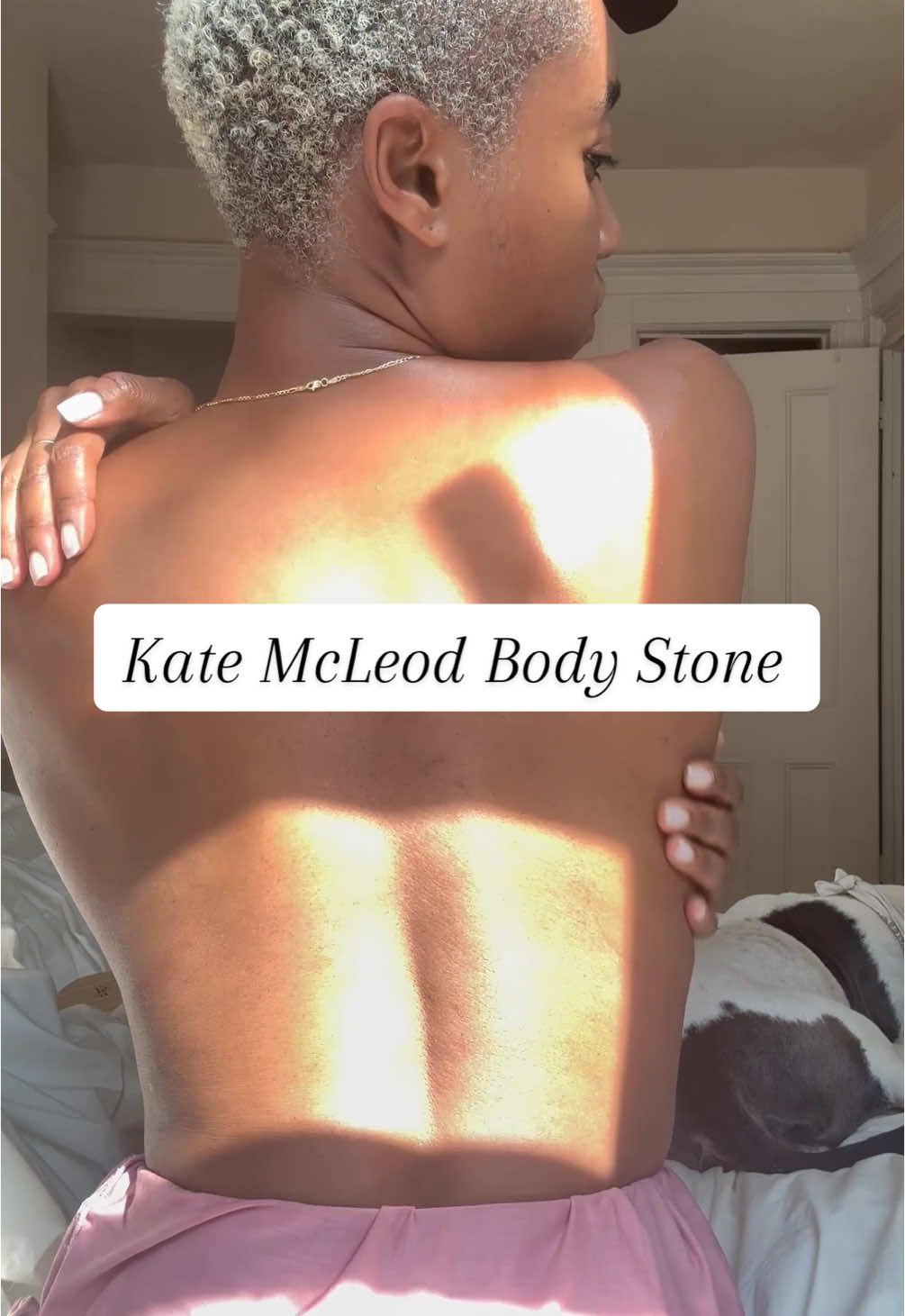 @Kate McLeod understands the assignment for the glowing girlies!  Use code: KIKI15 🎀 #katemcleodpartner #bodystone #glowingskin 