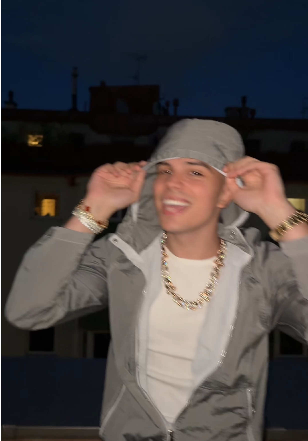 VARNICE 🦈 ALBUM TIME  IM BACK BABYY #fyp #voyage #album #varnice #germany 