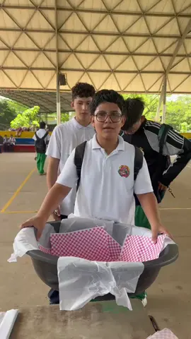 #colegio 