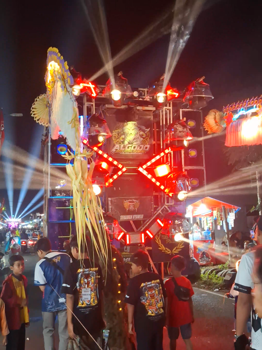 @anting.putri.audio_real karnaval kedung pedaringan 2025 #karnavalsoundsystem #karnavalkedungpedaringan #horeg #horegmania_official #horegjawatimur 
