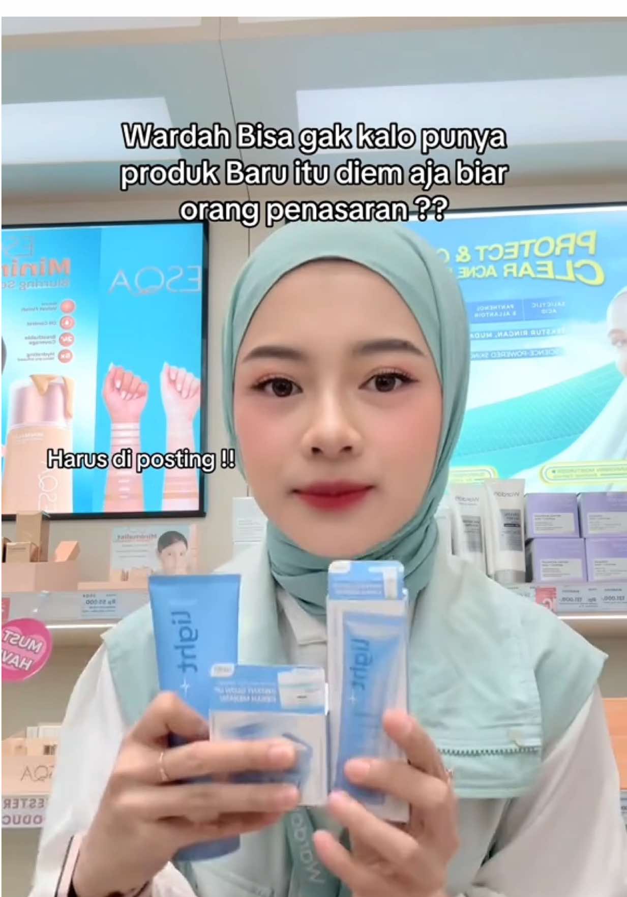 Mana bisa stay privat sama kalian kalo Wardah punya produk se Gacor ini😩 Wajib cobain serangkaian Wardah Light+ ini guys😍 #wardahlite #wardahlitecusion #WExpertLoop #lightplus #lightplusmoisturizer #lightplusbywardah 