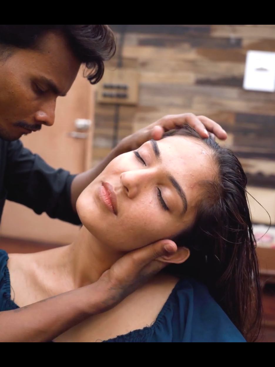 Master Cracker Loud Neck Cracking Intense Head Massage ASMR  #relaxingmassage #cozymassage #relaxingmassage #asmr #massagetherapy 