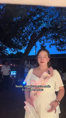 JAJAJAJAJAJAJAJAJAJA Brayan siendo Brayan (no tuvimos tiempo de grabar mejor porque empezó a llover) 😔 #bebe #genderreveal #revelaciondegenero #yocreoque 